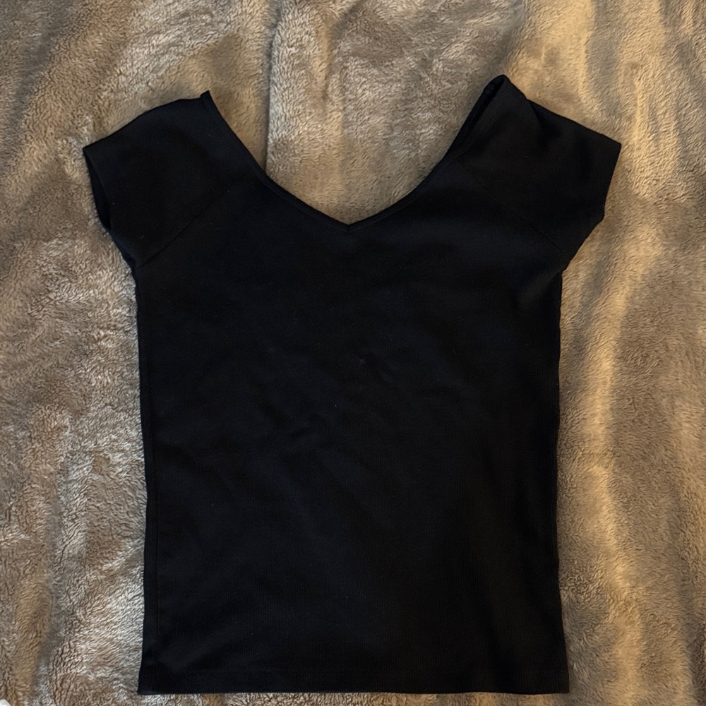 American eagle black top